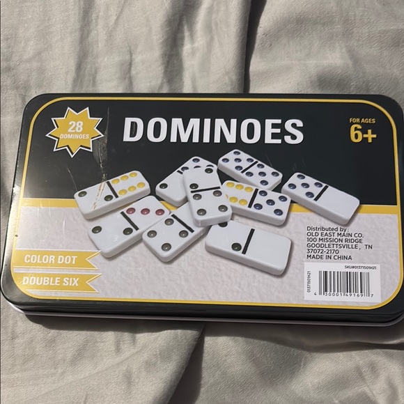 Color Dot Dominoes Set - Picture 2 of 3